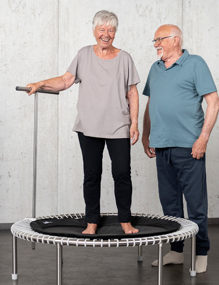 Trampoline and nutrition - what your bones need for osteoporosis
